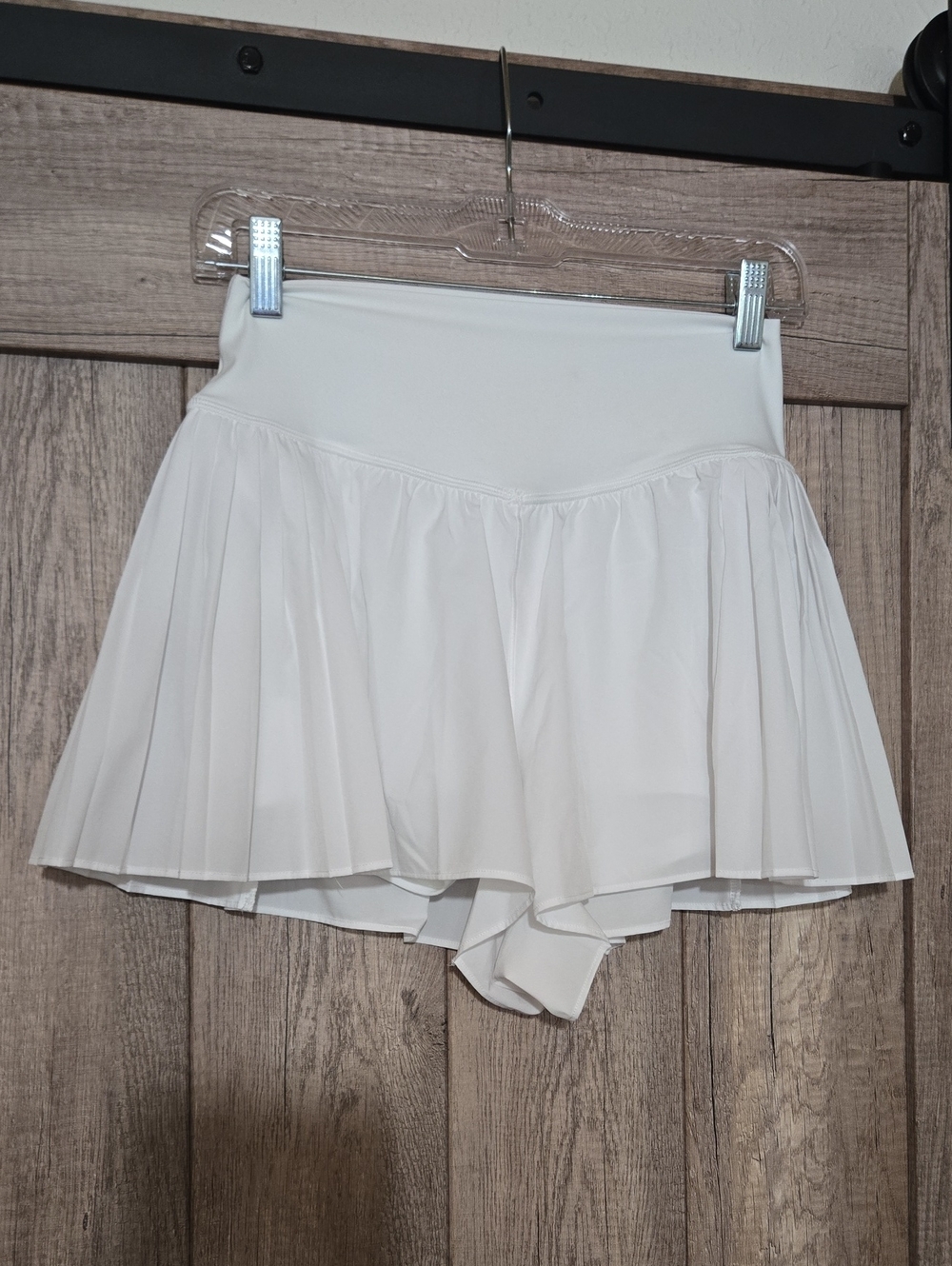 Pre-loved Offline By Aerie Real Me Flowy Pleated Short
